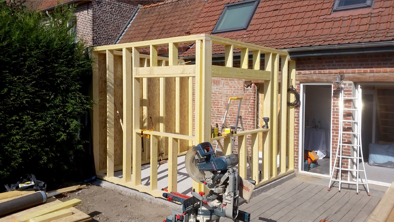 ossature bois 11m2 bardage meleze ambiance wood thomas rotteleur compagnon charpentier