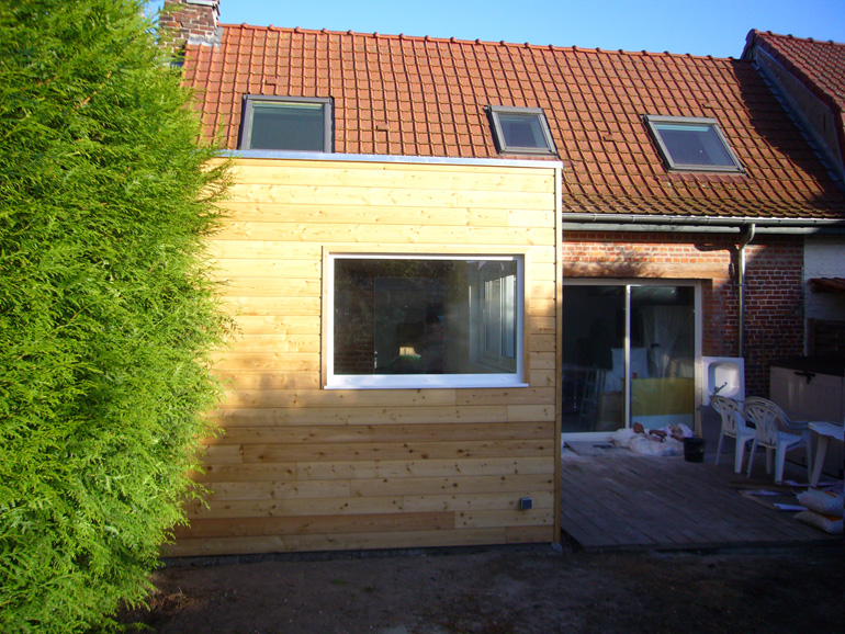 ossature bois 11m2 bardage meleze ambiance wood thomas rotteleur compagnon charpentier
